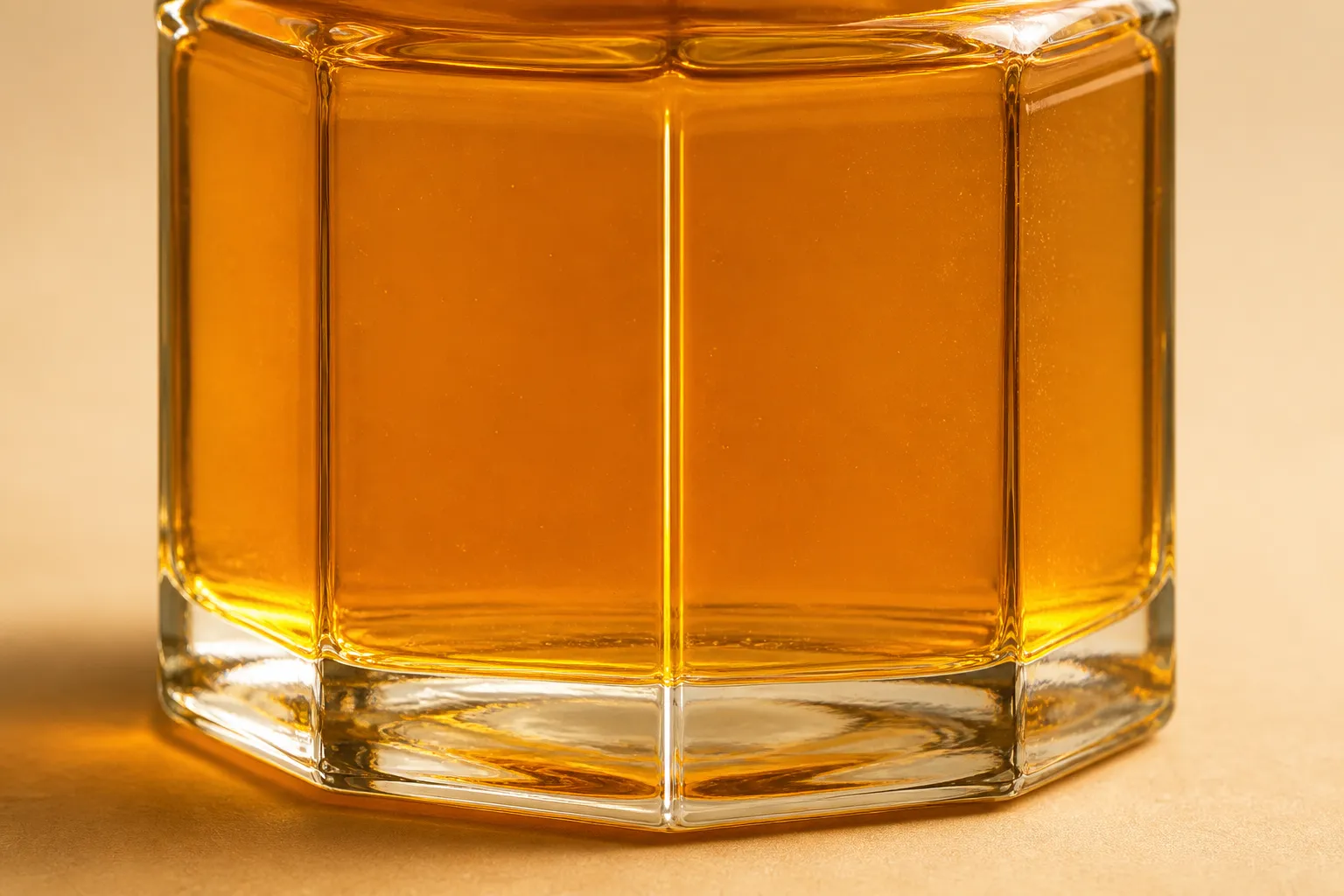 Hexagonal Honey Jar – 500 ml (view 4)