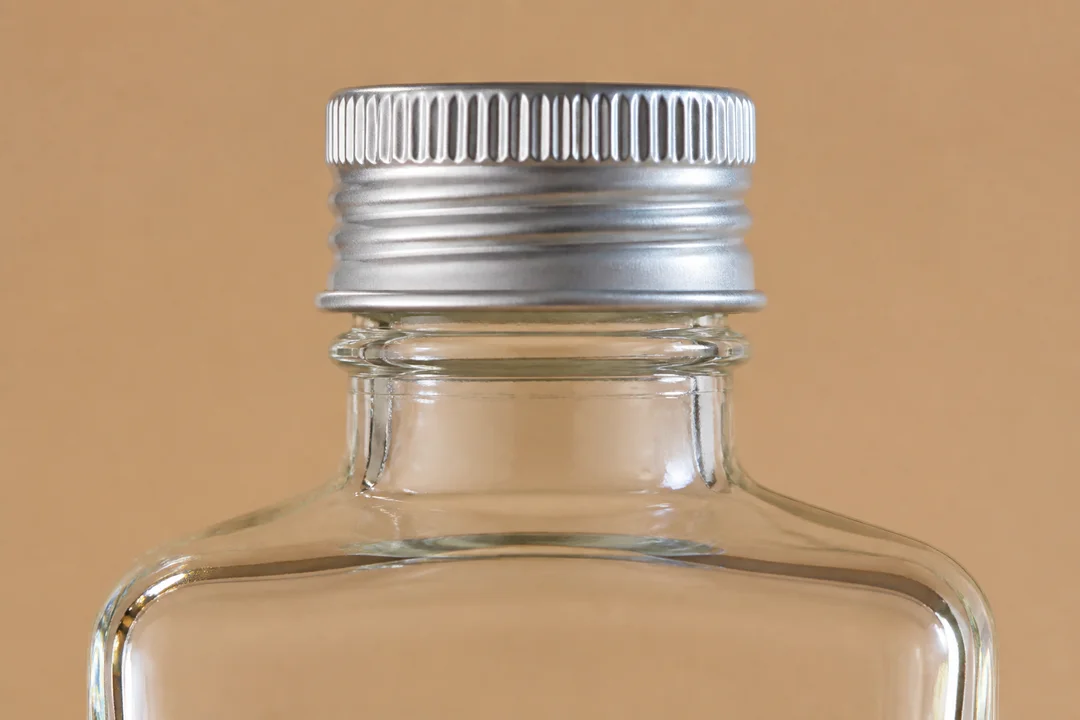 Square Fruit Wine Bottle – 500 ml (view 4)