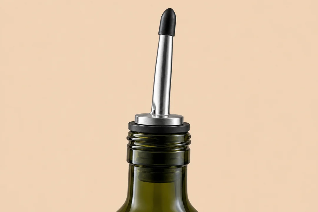 Quadratische Ölflasche mit Ausgießer – 500 ml (Ansicht 4)